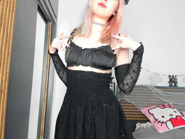 TeenEmi live cam on BongaCams