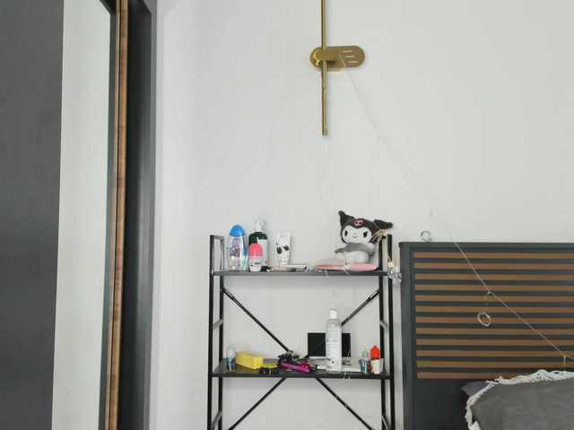 LucyStars live cam