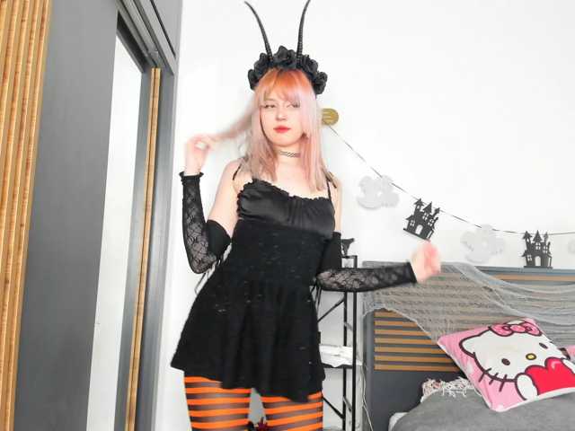 LucyStars live cam on BongaCams