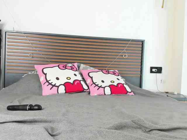 TeenEmi webcam