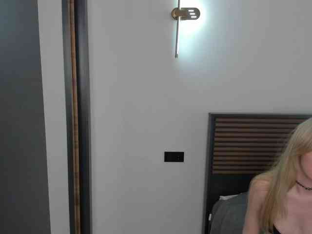 TeenEmi webcam