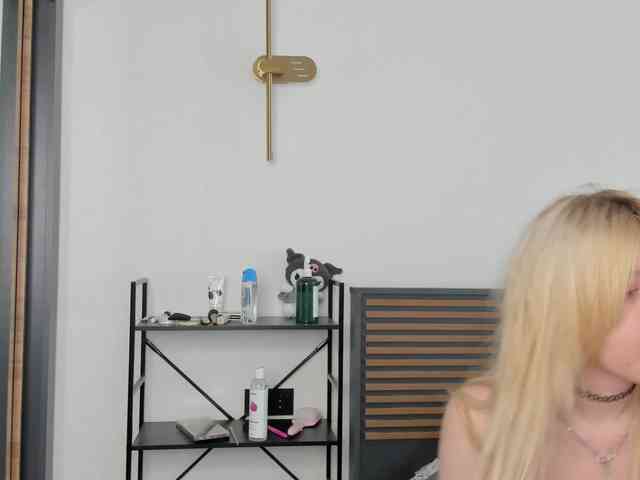 TeenEmi webcam