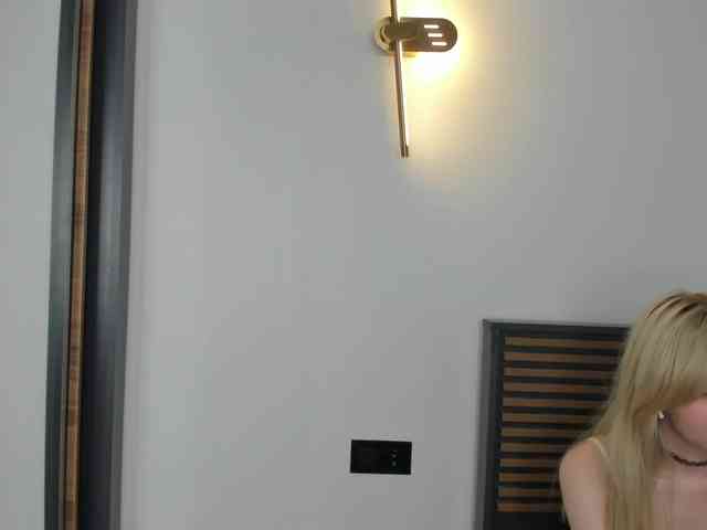 TeenEmi webcam