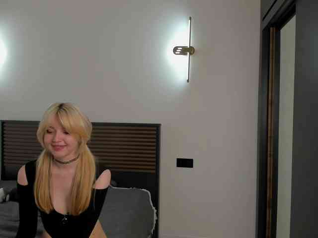 TeenEmi webcam