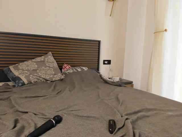 TeenEmi webcam