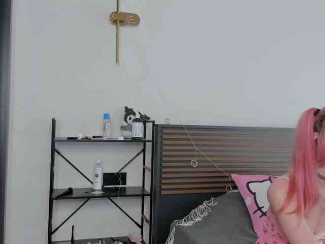 TeenEmi webcam