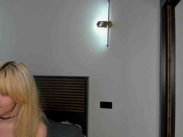 TeenEmi webcam