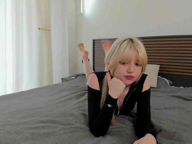 TeenEmi webcam