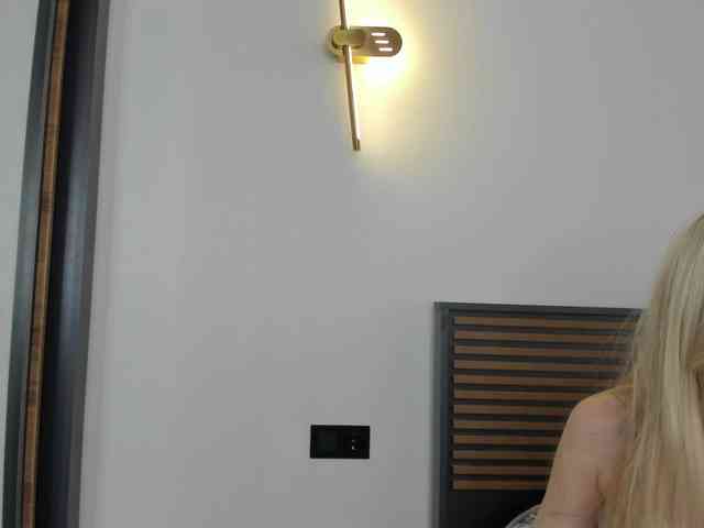 TeenEmi webcam