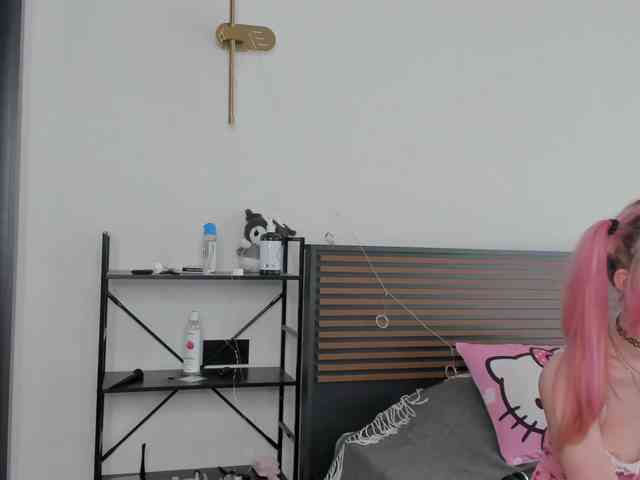 TeenEmi webcam