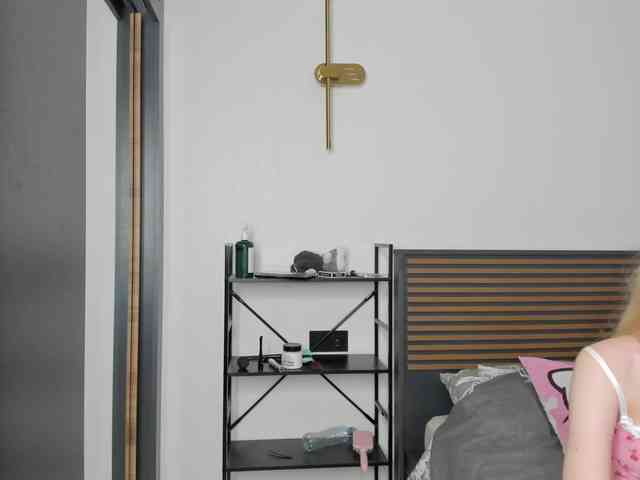 TeenEmi webcam