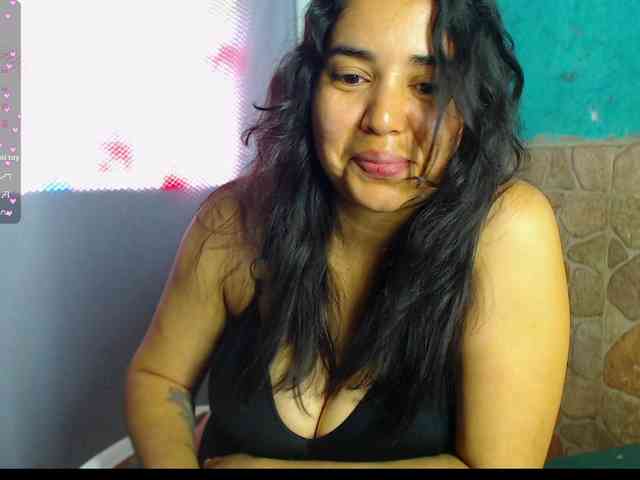HannaAGT webcam