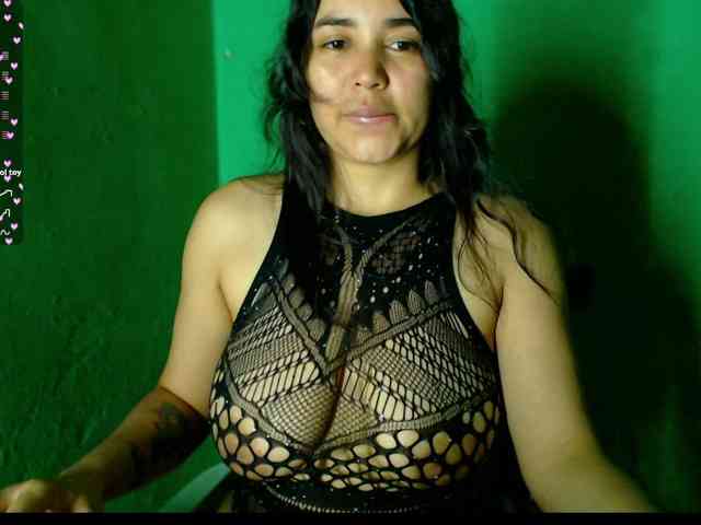 HannaAGT webcam