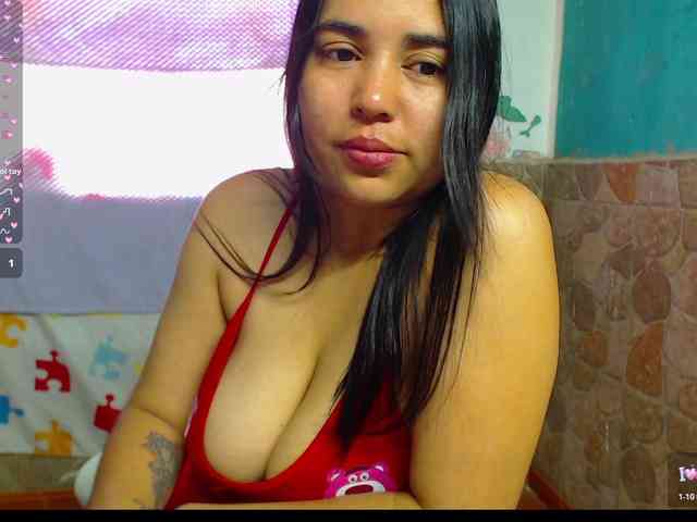 HannaAGT webcam