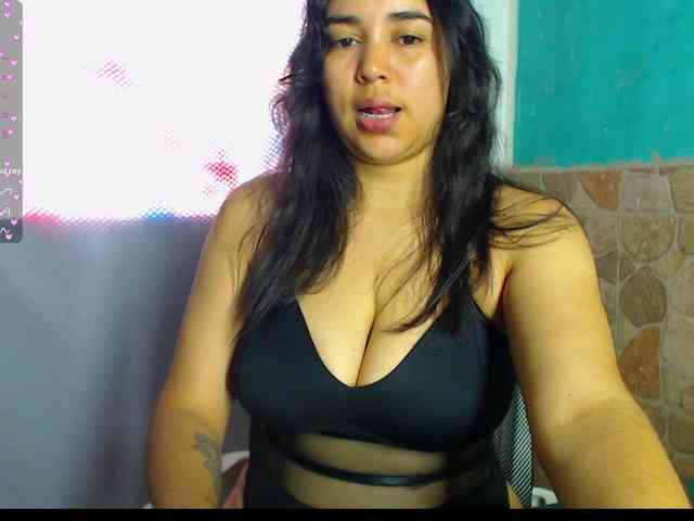 HannaAGT webcam