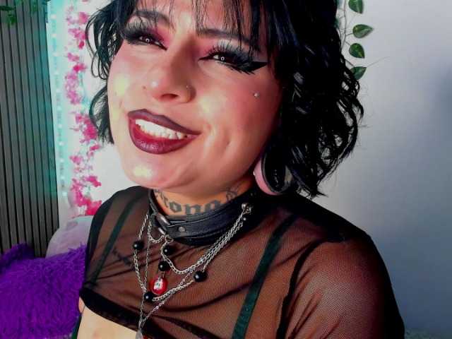 Aurora99 live cam on BongaCams