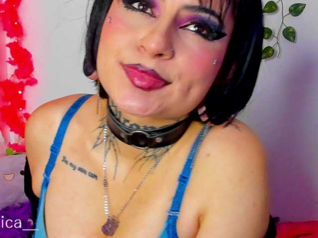 Aurora99 live cam on BongaCams