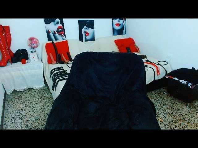 MilyGrey-08 live cam on BongaCams