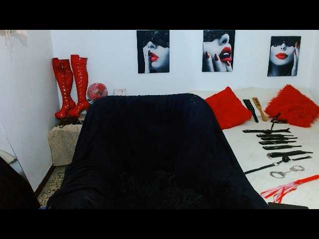 MilyGrey-08 live cam on BongaCams