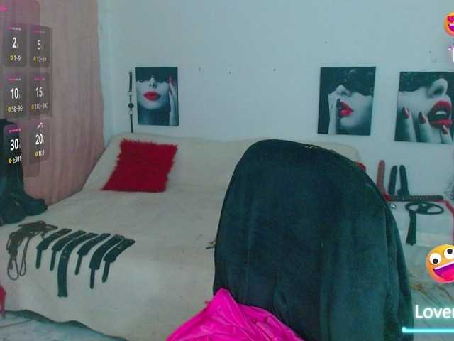MilyGrey-08 live cam