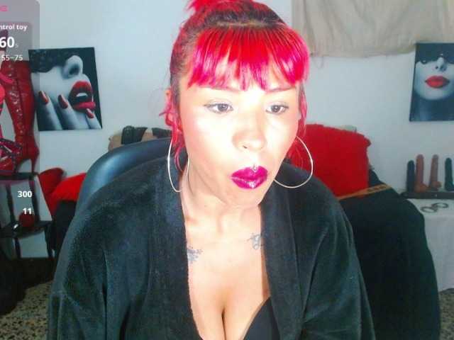MilyGrey-08 live cam on BongaCams