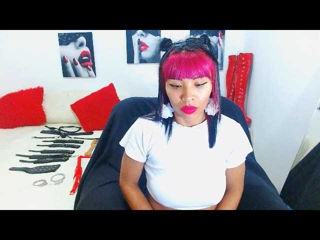 MilyGrey-08 live cam on BongaCams