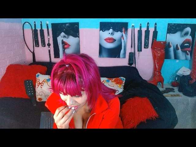 MilyGrey-08 Live Cam on BongaCams