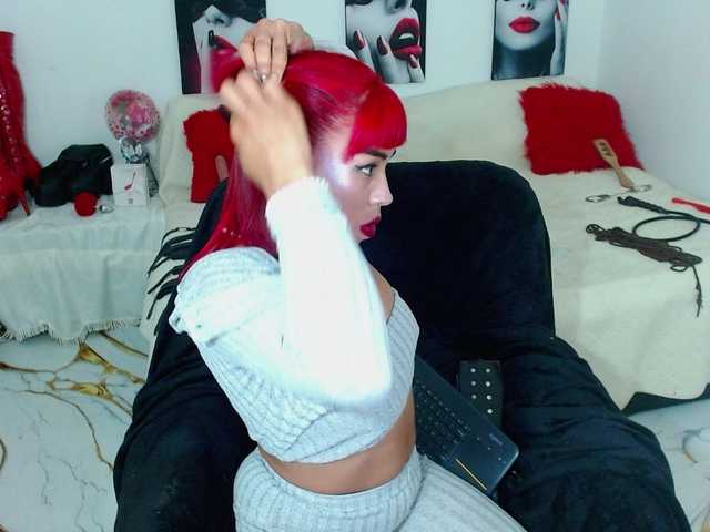 MilyGrey-08 live cam on BongaCams