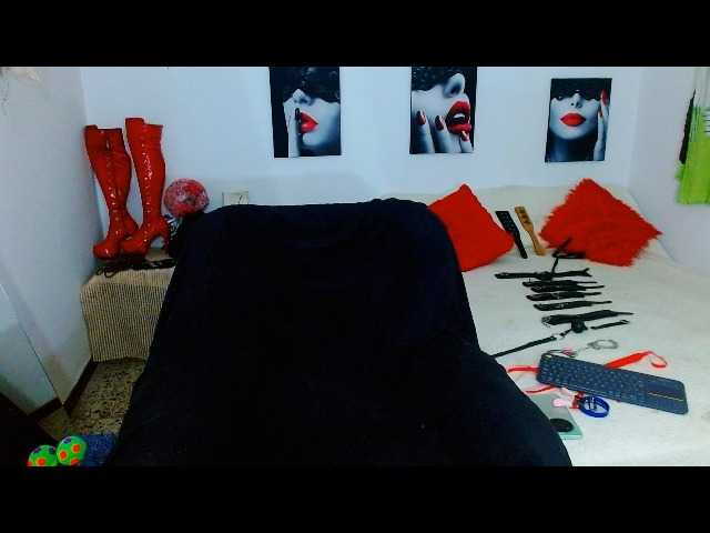 MilyGrey-08 live cam on BongaCams