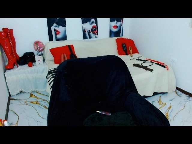 MilyGrey-08 live cam on BongaCams