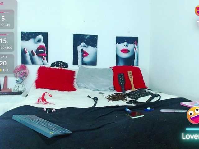 MilyGrey-08 live webcam show