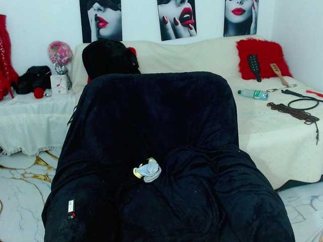 MilyGrey-08 live cam on BongaCams