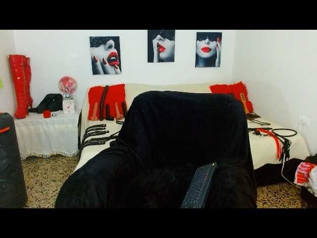 MilyGrey-08 live cam on BongaCams