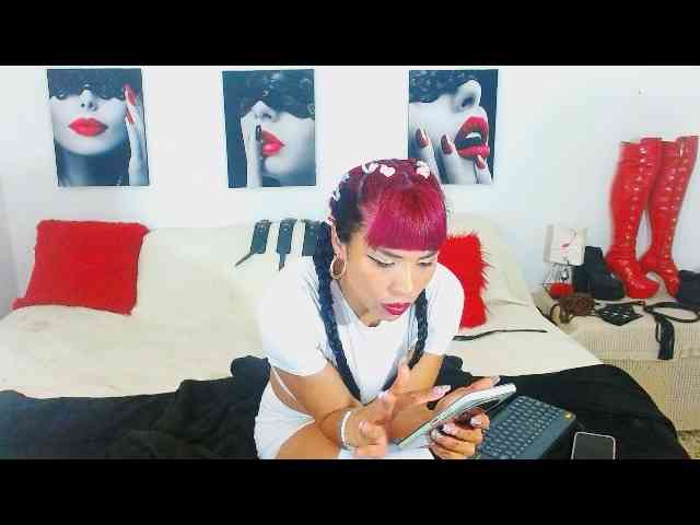 MilyGrey-08 webcam