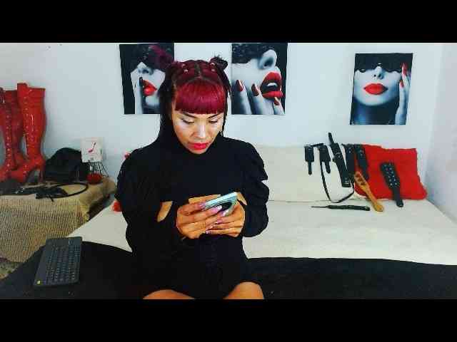 MilyGrey-08 webcam