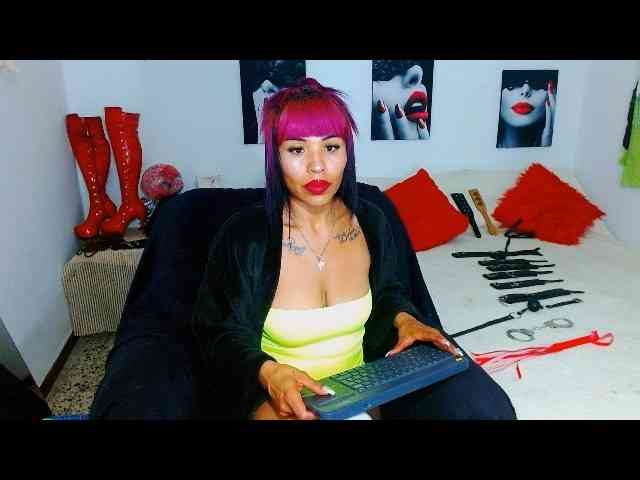MilyGrey-08 webcam