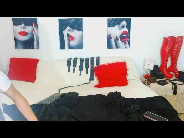 MilyGrey-08 webcam