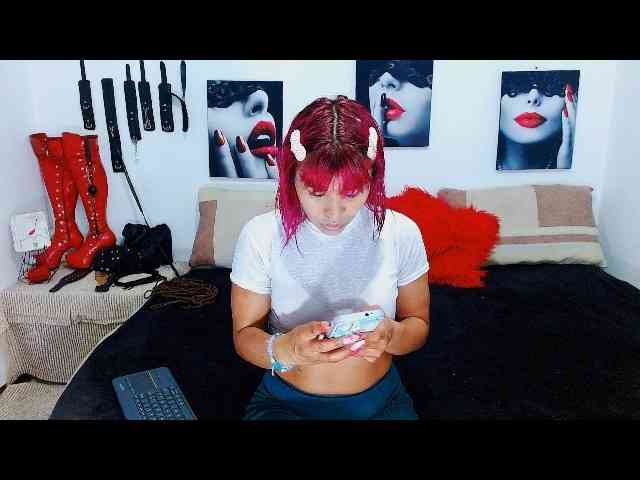 MilyGrey-08 webcam