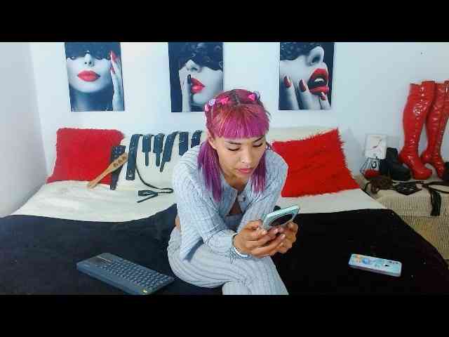 MilyGrey-08 webcam