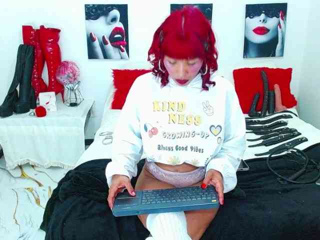 MilyGrey-08 webcam