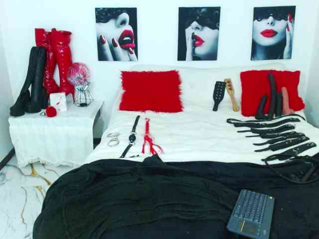 MilyGrey-08 webcam