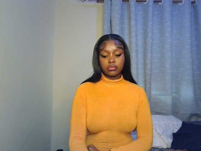 Nafartariee live cam on BongaCams