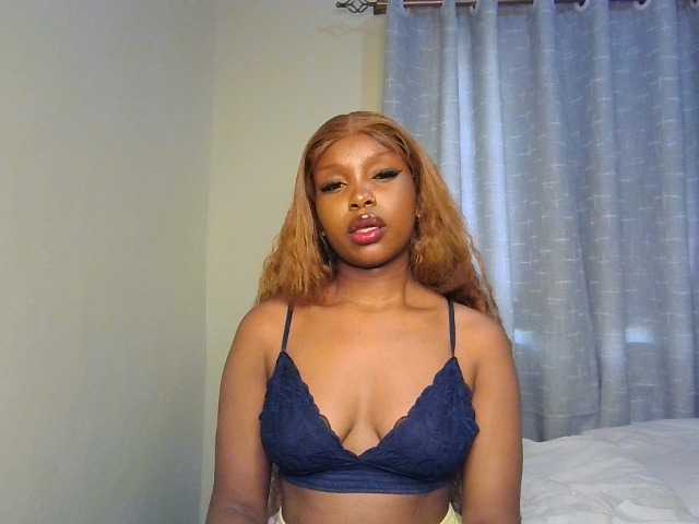 Nafartariee live cam on BongaCams