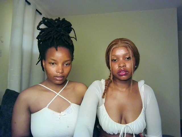 Nafartariee webcam model