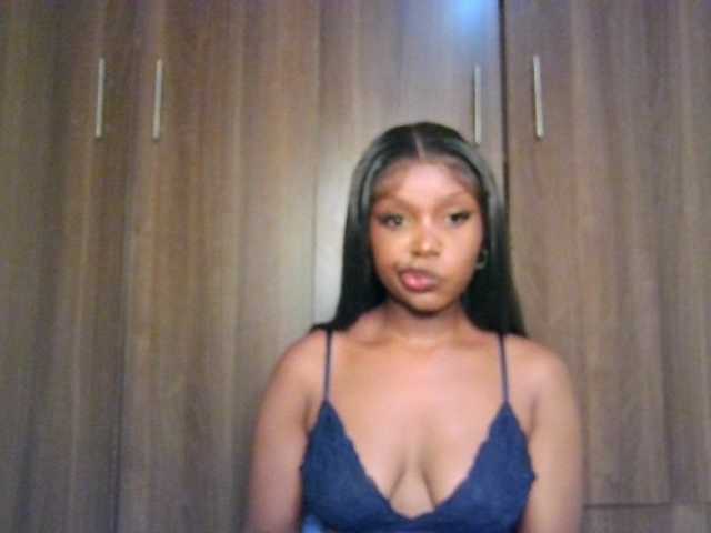 Nafartariee live cam on BongaCams