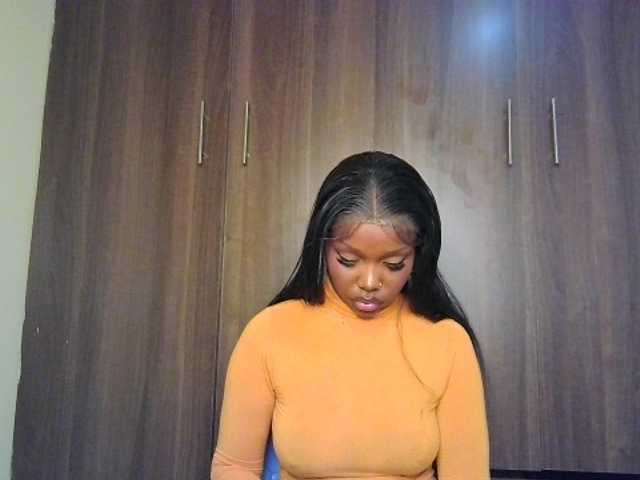 Nafartariee live cam on BongaCams