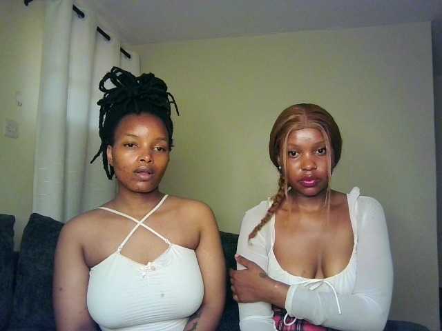 Nafartariee webcam model