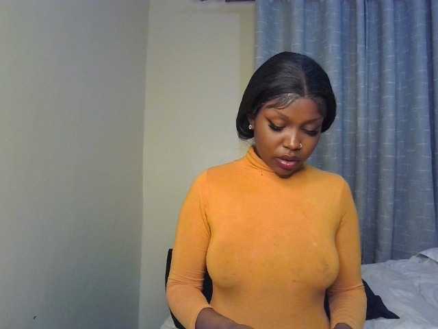 Nafartariee live cam on BongaCams