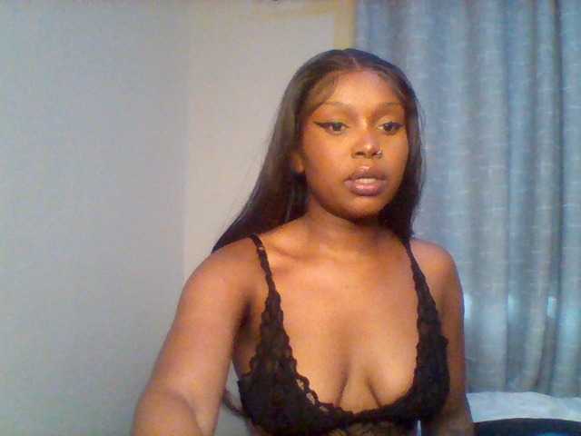 Nafartariee live cam on BongaCams