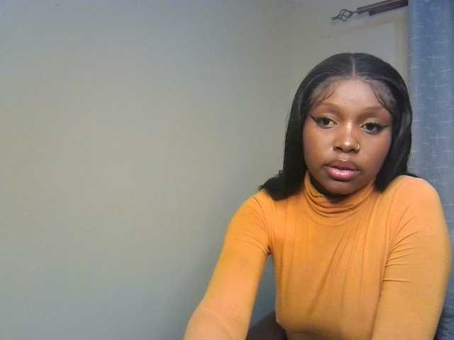 Nafartariee live on BongaCams